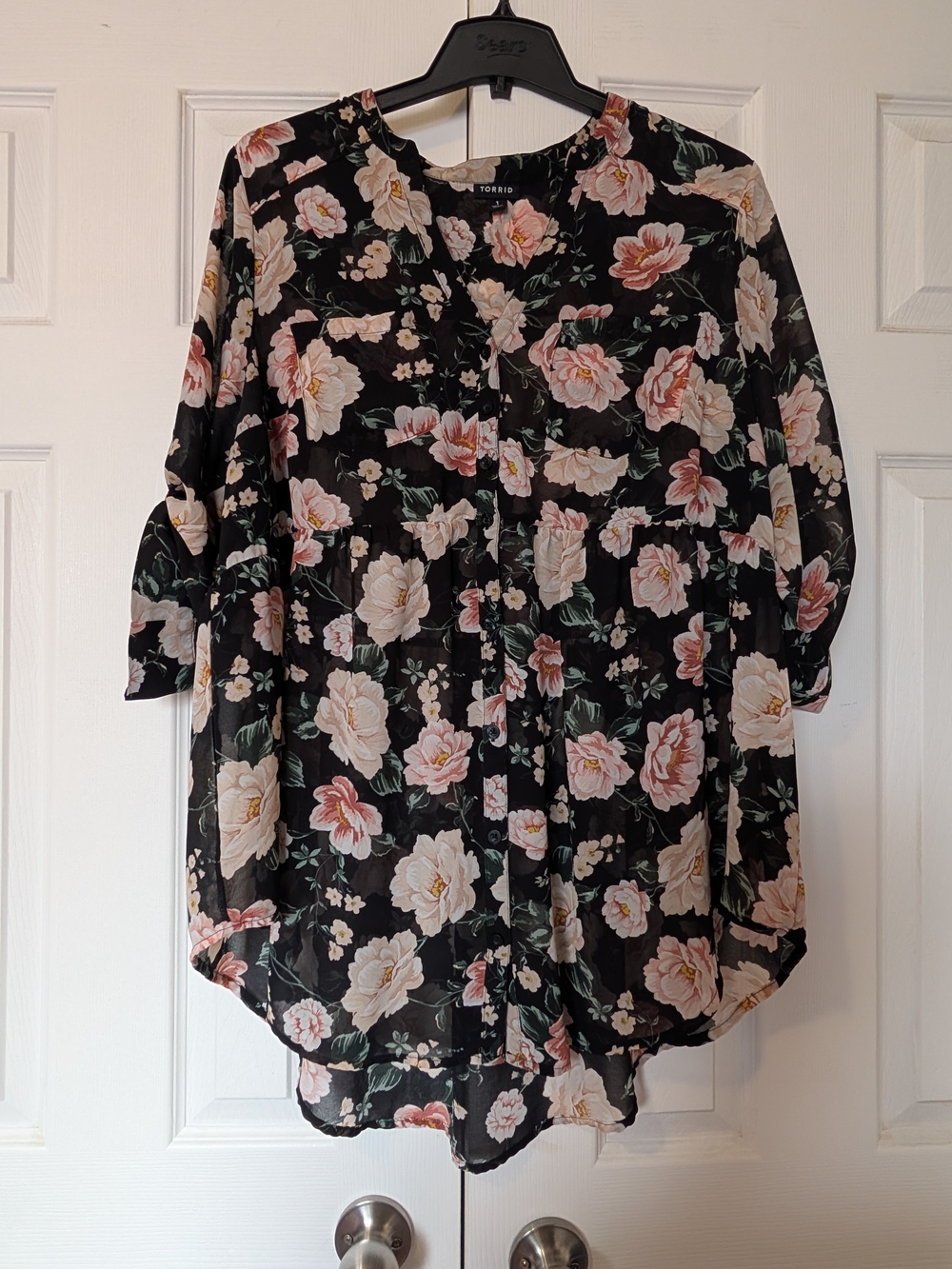 TORRID Black Floral Button-Front Blouse